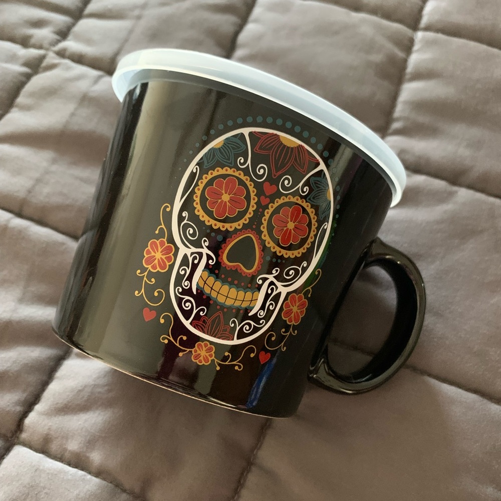 Candy skull souper mug NWOT